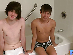 Angel & Aron - Angel & Aron Fuck in the Bathroom